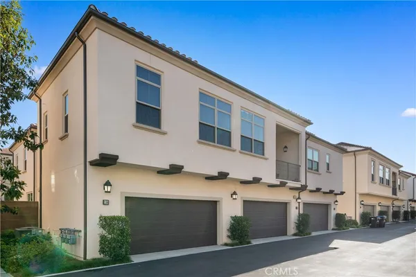 $1,598,000 | 136 Newburry, Irvine, CA 92618