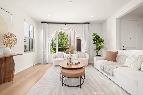 $1,598,000 | 136 Newburry, Irvine, CA 92618