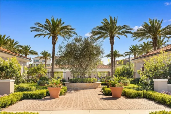 $1,598,000 | 136 Newburry, Irvine, CA 92618