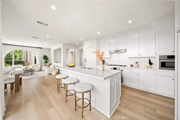 $1,598,000 | 136 Newburry, Irvine, CA 92618