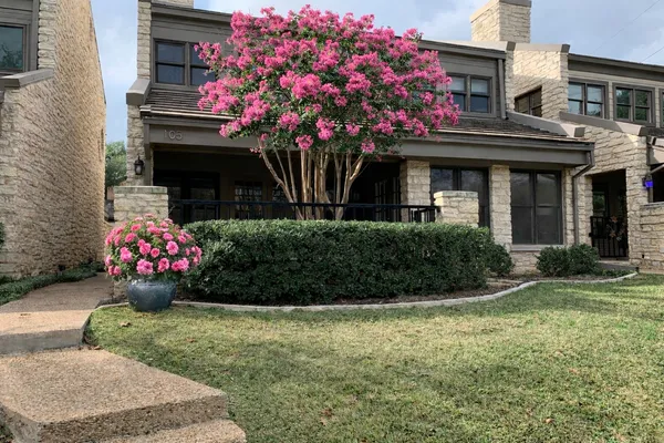 $3,900 | 105 Birdie Drive, The Hills, TX 78738