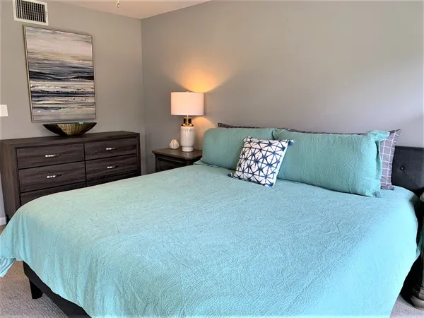 $3,900 | 105 Birdie Drive, The Hills, TX 78738