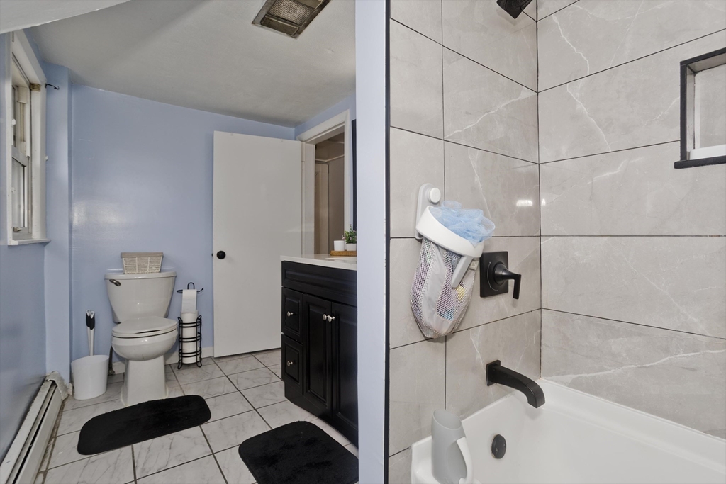 15 Monticello Avenue Springfield, MA 01109 - Photo 14 of 42