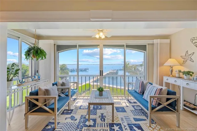 $2,750 | 1550 Northeast Ocean Boulevard, Unit A305, Stuart, FL 34996