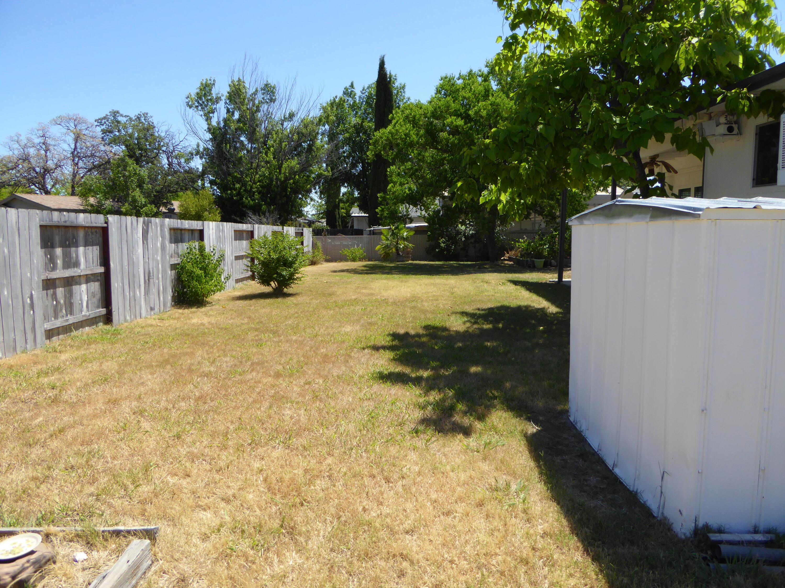 3350 Santa Rosa Way, Unit NONE Redding, CA 96003 - Photo 14 of 58 Backyard & Shed_2