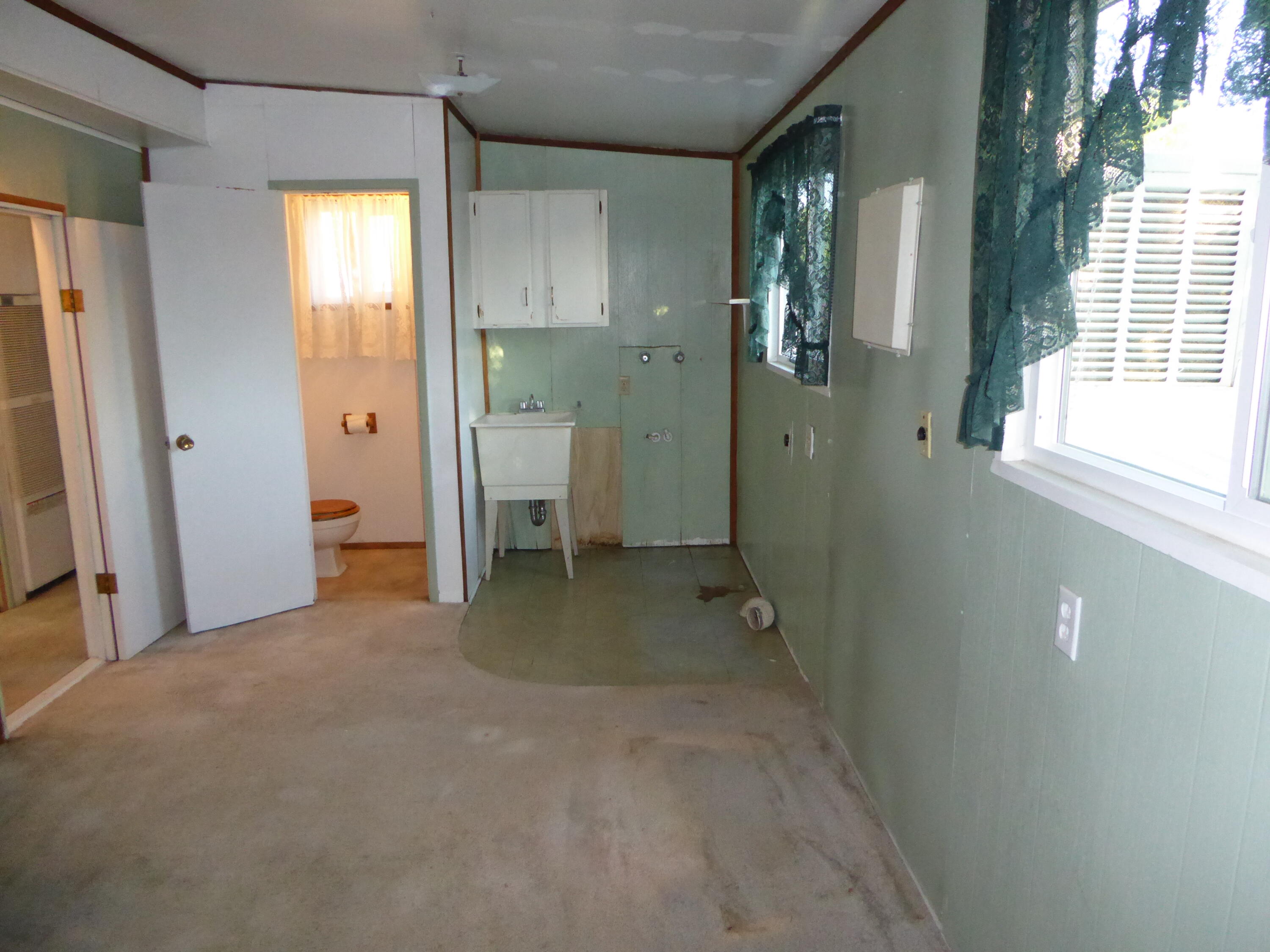 3350 Santa Rosa Way, Unit NONE Redding, CA 96003 - Photo 46 of 58 Laundry Rm:Bonus Rm_4