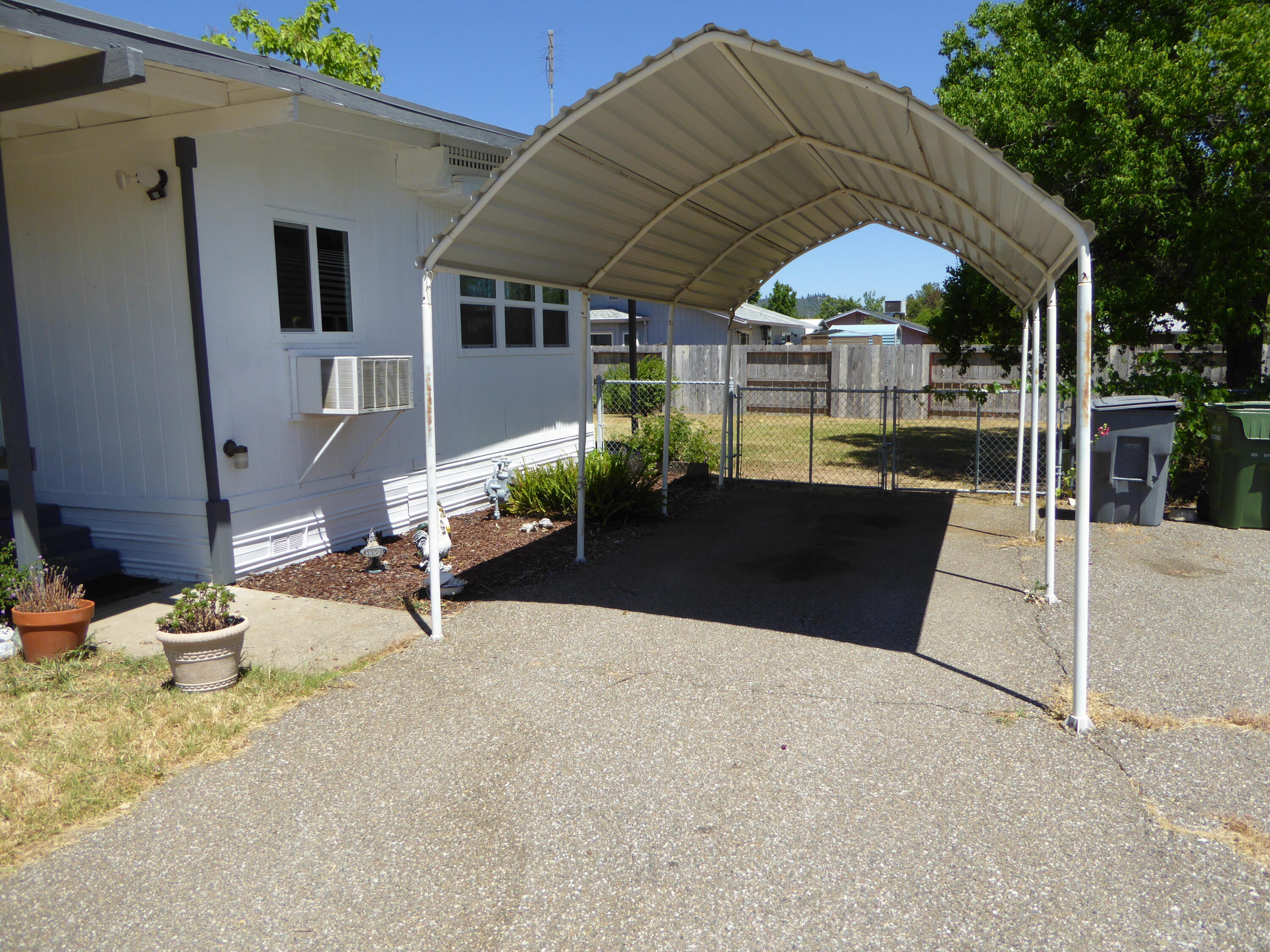 3350 Santa Rosa Way, Unit NONE Redding, CA 96003 - Photo 5 of 58 Front of House w:covered parking_3