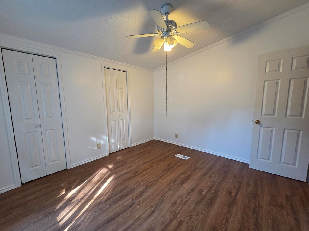 1723 Scott Road Kerrville, TX 78028 - Photo 15 of 25