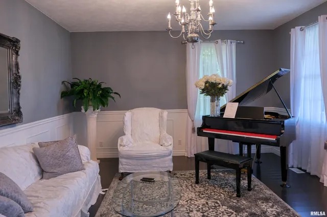 $695,000 | 267 Brian Avenue, Murphysboro, IL 62966