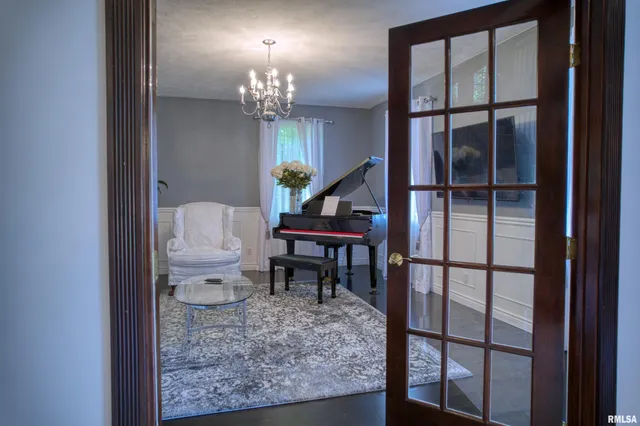 $695,000 | 267 Brian Avenue, Murphysboro, IL 62966