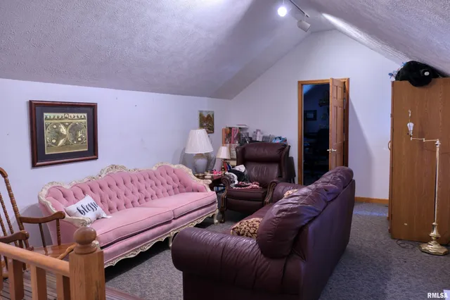 $695,000 | 267 Brian Avenue, Murphysboro, IL 62966