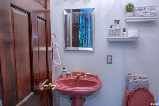 $695,000 | 267 Brian Avenue, Murphysboro, IL 62966