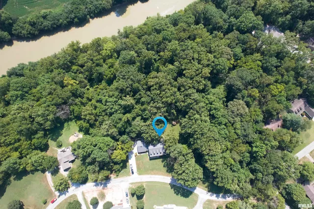 $695,000 | 267 Brian Avenue, Murphysboro, IL 62966