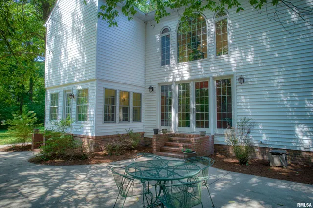 $695,000 | 267 Brian Avenue, Murphysboro, IL 62966