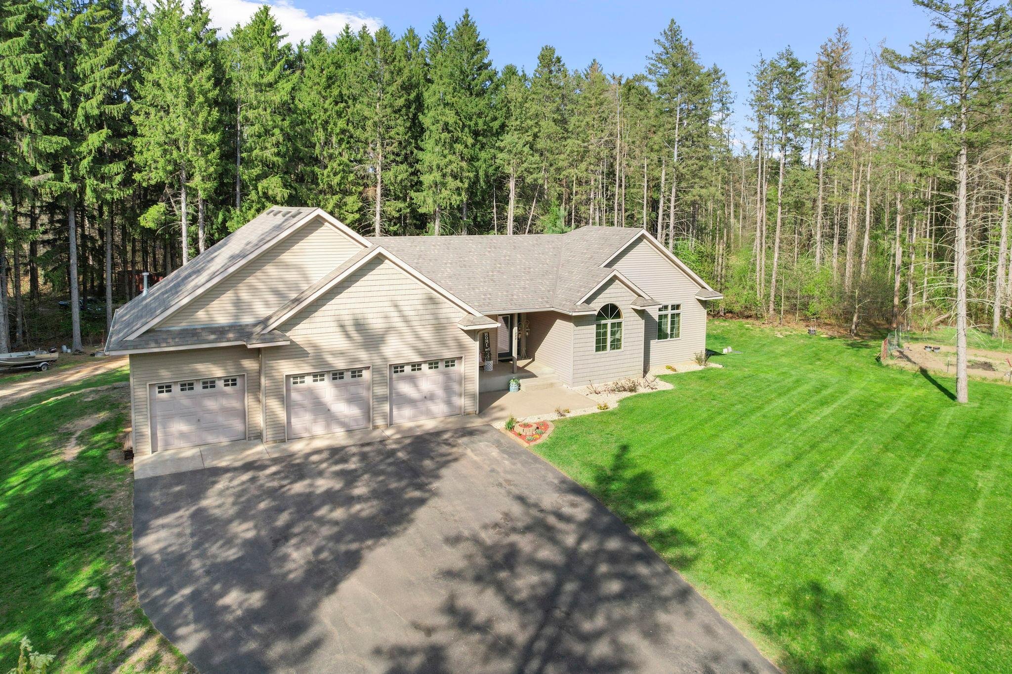 1888 Aspen Road Princeton, MN 55371 - Photo 10 of 98