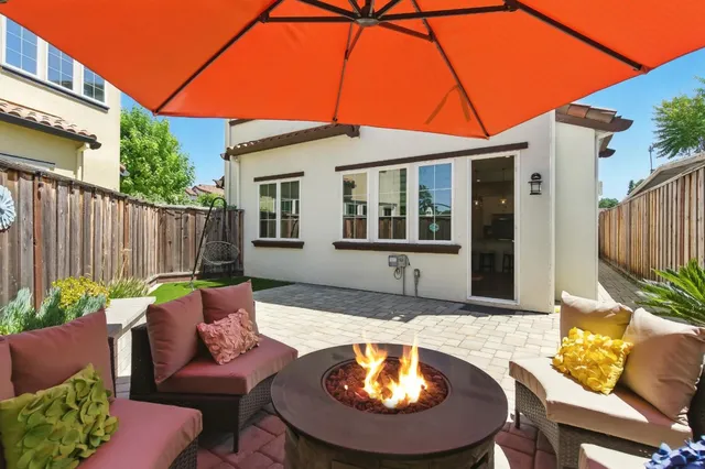 $1,558,000 | 124 Barias Place, Pleasanton, CA 94566