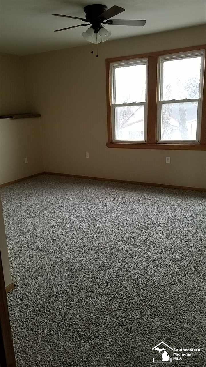 45 Oak Street River Rouge, MI 48218 - Photo 19 of 31 31339119-18.JPG