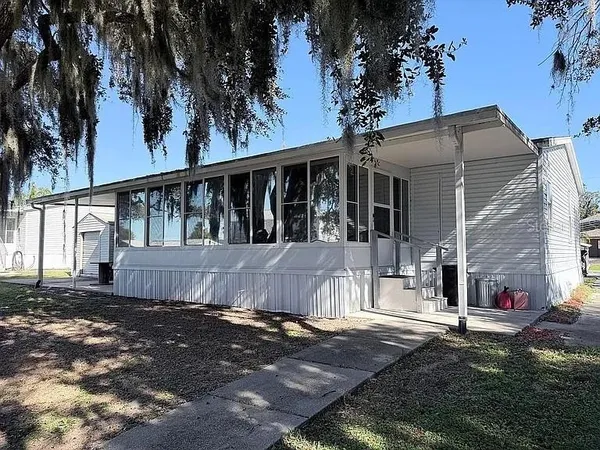 $459,000 | 2086 Starboard Drive, Geneva, FL 32732
