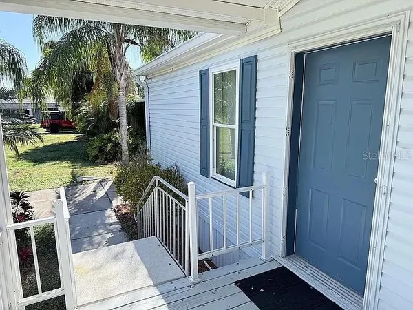 $459,000 | 2086 Starboard Drive, Geneva, FL 32732