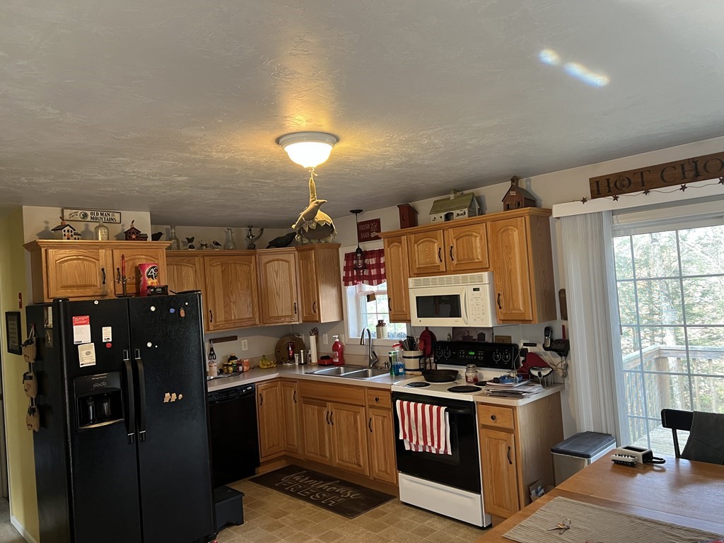 41 G H Wilson Road Spencer, MA 01562 - Photo 11 of 16 Gallery Image 11