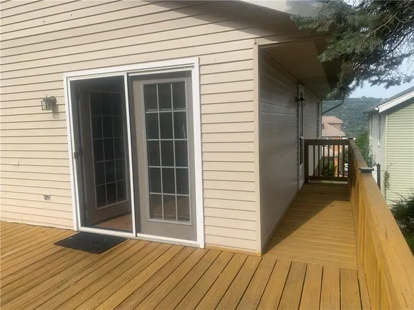 $195,000 | 700 Hiland Avenue, Coraopolis, PA 15108