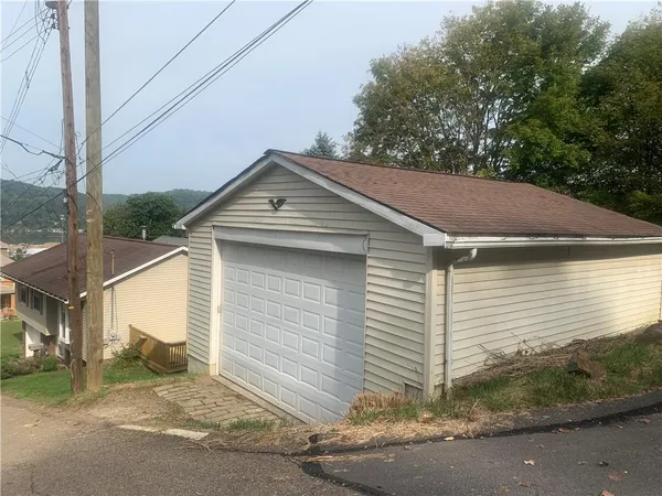$195,000 | 700 Hiland Avenue, Coraopolis, PA 15108