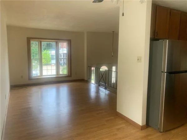 $195,000 | 700 Hiland Avenue, Coraopolis, PA 15108