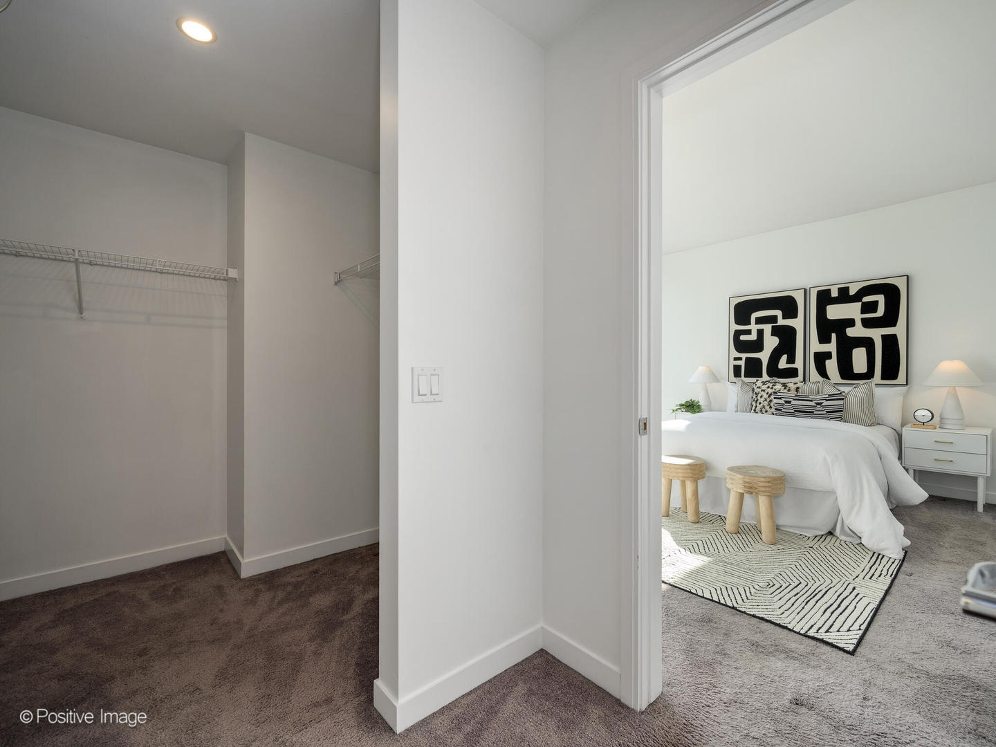 8 East Randolph Street, Unit 1208 Chicago, IL 60601 - Photo 12 of 27 a living room with a couch