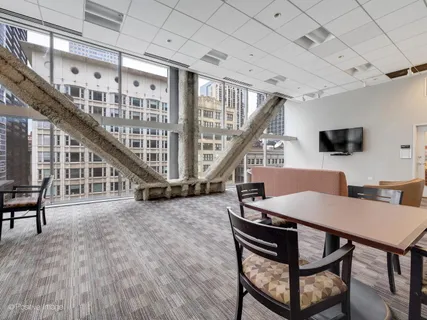 $485,000 | 8 East Randolph Street, Unit 1208, Chicago, IL 60601
