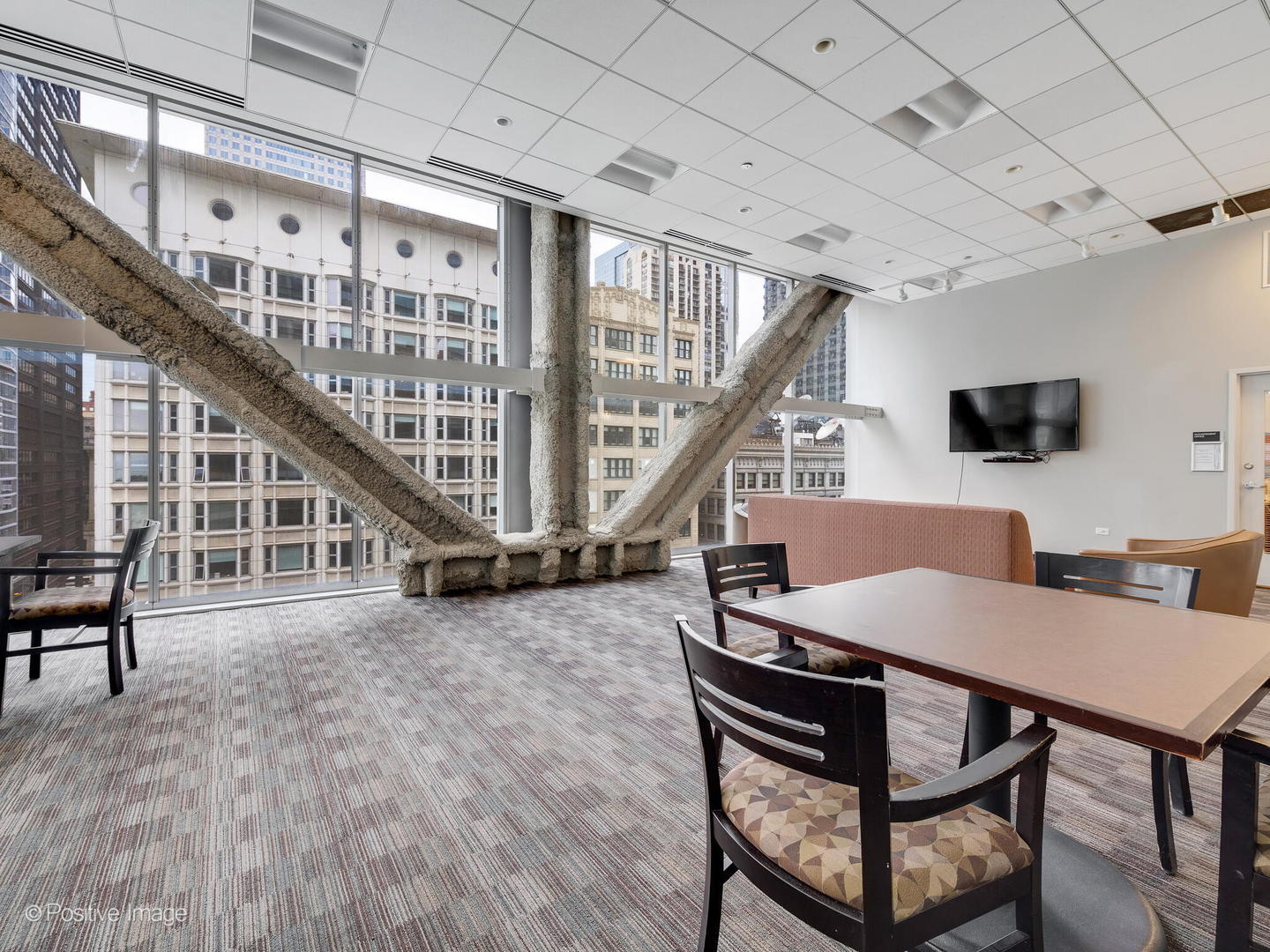 8 East Randolph Street, Unit 1208 Chicago, IL 60601 - Photo 24 of 27 a view of entryway dining room and hall with wooden floor