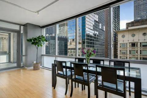 $485,000 | 8 East Randolph Street, Unit 1208, Chicago, IL 60601