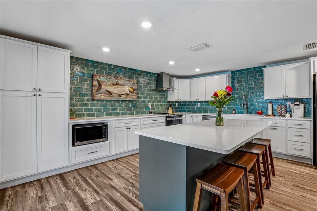 801 Flamingo Drive Apollo Beach, FL 33572 - Photo 16 of 77