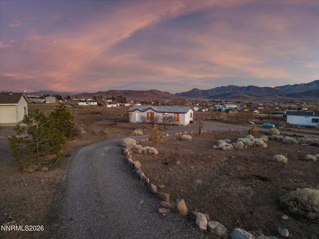 $365,000 | 208 Julie Way, Dayton, NV 89403