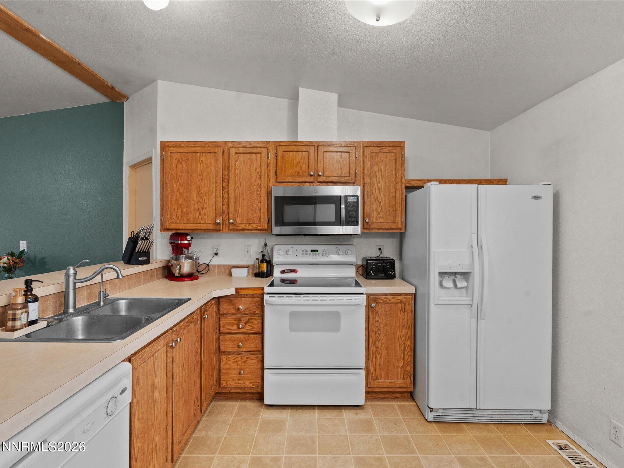 208 Julie Way Dayton, NV 89403 - Photo 20 of 50 32-208 Julie Way-131