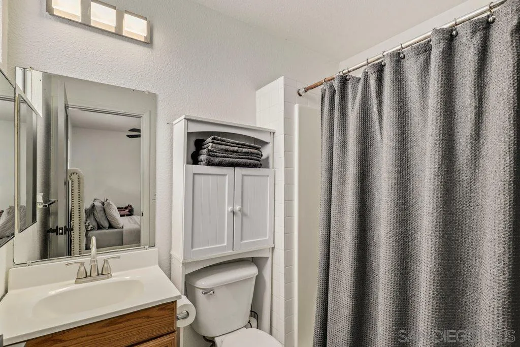 3034 Helix Street Spring Valley, CA 91977 - Photo 14 of 26 Gallery Image 14