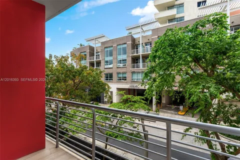 $525,000 | 90 Northeast 32nd Street, Unit 213, Miami, FL 33127