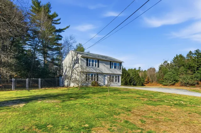 $425,000 | 71 Goshen Drive, Loudon, NH 03307