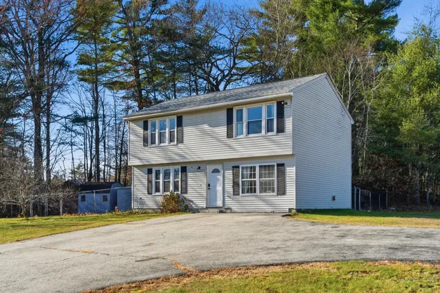 $425,000 | 71 Goshen Drive, Loudon, NH 03307