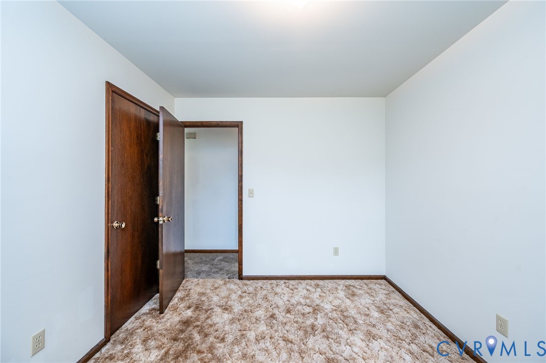 11308 Walton Lake Road Disputanta, VA 23842 - Photo 21 of 29