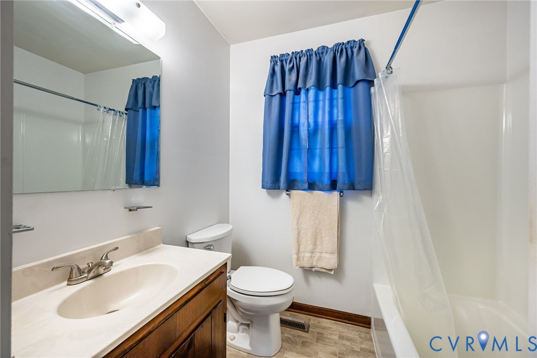 11308 Walton Lake Road Disputanta, VA 23842 - Photo 23 of 29