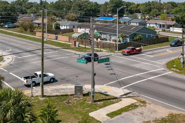 $700,000 | 103 East Eagle Lake Loop Road, Winter Haven, FL 33880