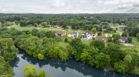 $1,199,000 | 1915 Pointe Barton Drive, Lebanon, TN 37087