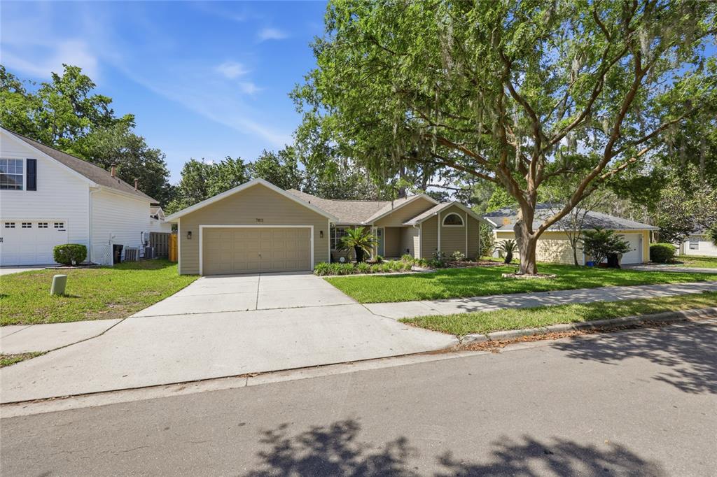 7813 Southwest 51 Boulevard Gainesville, FL 32608 - Photo 3 of 64