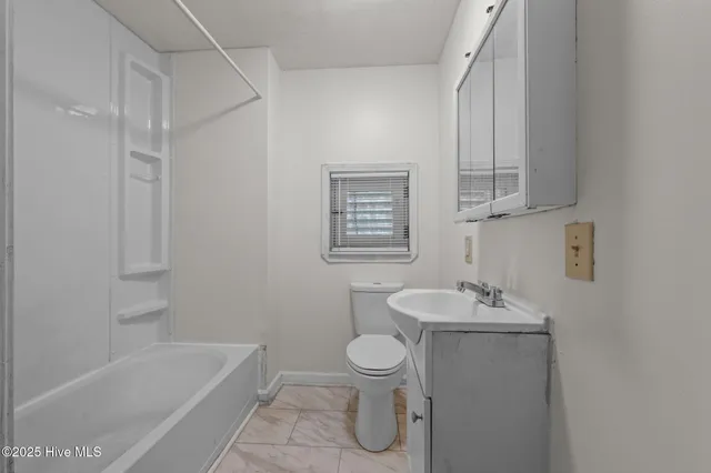 $250,000 | 700 2nd Avenue, New Bern, NC 28560