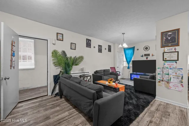 $250,000 | 700 2nd Avenue, New Bern, NC 28560