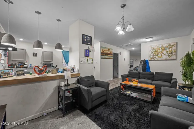 $250,000 | 700 2nd Avenue, New Bern, NC 28560