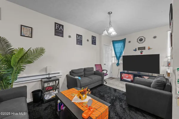 $250,000 | 700 2nd Avenue, New Bern, NC 28560