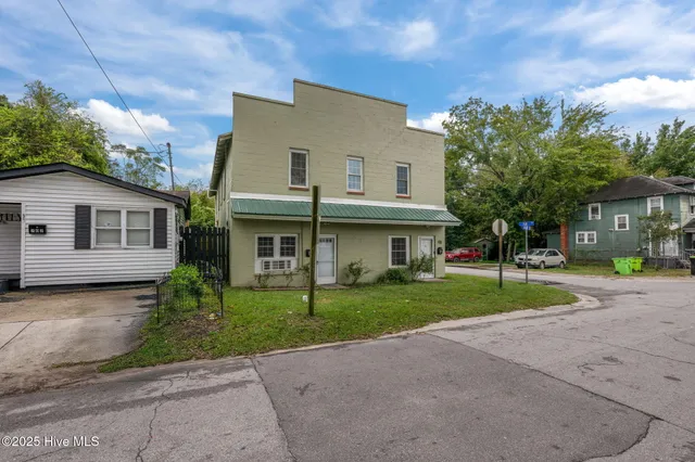 $250,000 | 700 2nd Avenue, New Bern, NC 28560