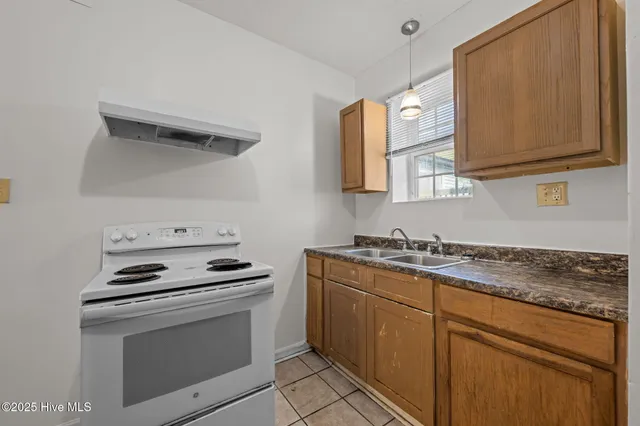 $250,000 | 700 2nd Avenue, New Bern, NC 28560