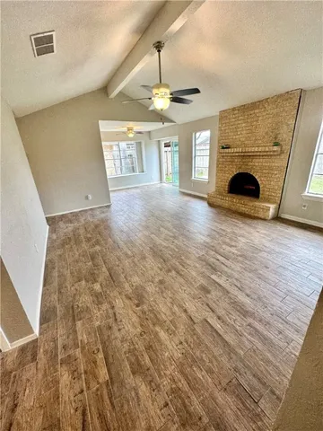 $1,700 | 2801 Erie Drive, Corpus Christi, TX 78414